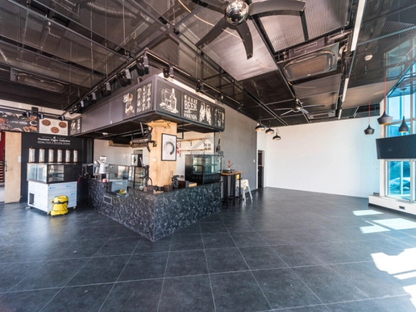 Poslovni objekat 705 m², Golubovci – Zeta