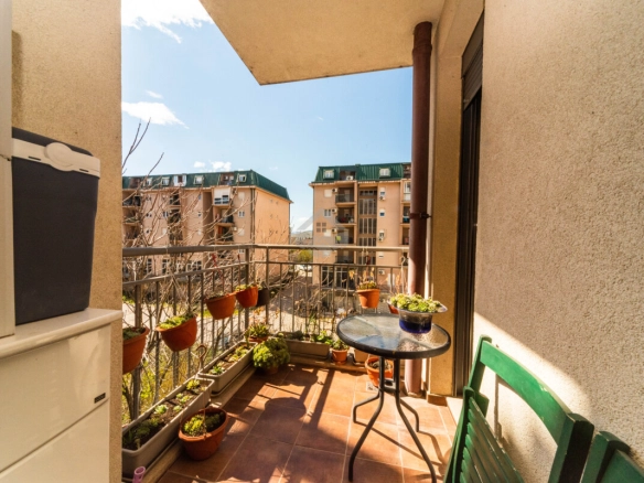 Dvosoban stan 62 m², Krivi Most – Podgorica