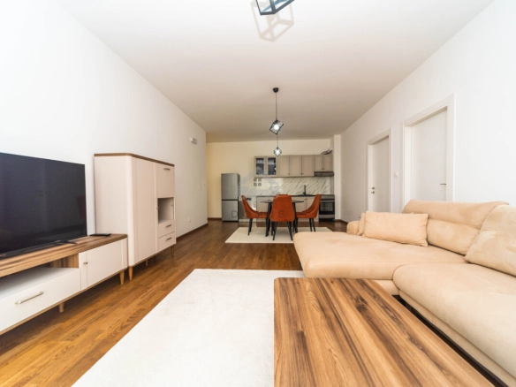 Dvosoban namješten stan 70 m², Čeluga – Bar