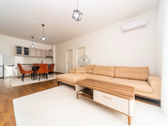 Dvosoban namješten stan 70 m², Čeluga – Bar