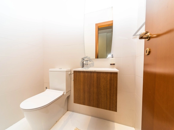 Trosoban luksuzan stan 200 m² + parking, Gorica C – Podgorica