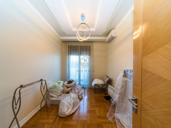 Trosoban stan 110 m² + garaža, Preko Morače – Podgorica