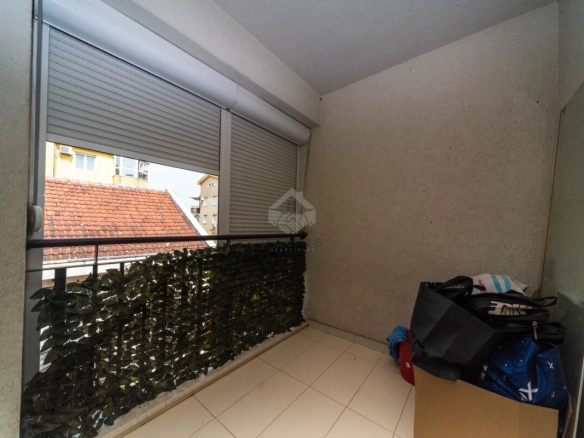 Dvosoban polunamješten stan 72 m², Momišići – Podgorica