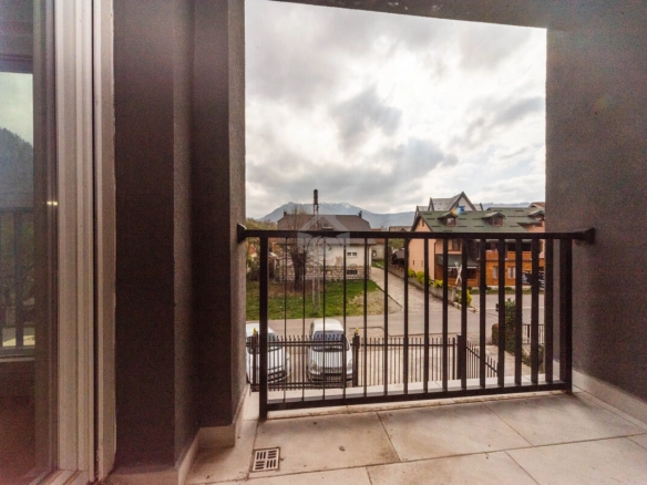 Dvosoban stan 60 m² + garaža, Centar – Kolašin