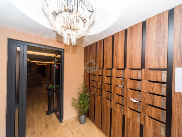 Dvosoban stan 60 m² + garaža, Centar – Kolašin