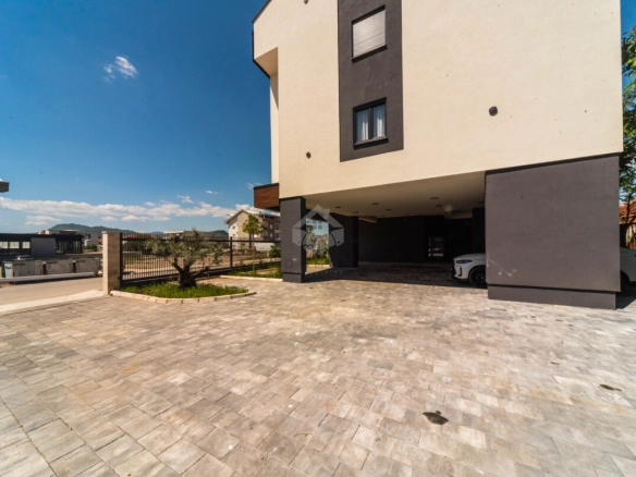 Garsonjera 24 m² + parking, Zabjelo – Podgorica