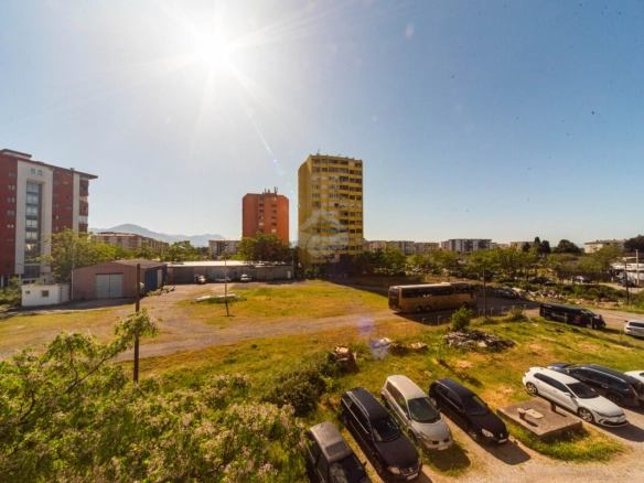 Dvosoban stan 79 m², Pobrežje – Podgorica