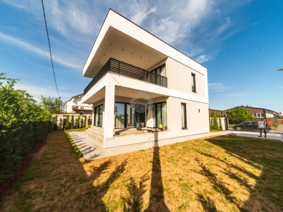 Porodična kuća 225 m² na placu 571 m², Gornja Gorica – Podgorica