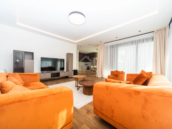 Porodična kuća 225 m² na placu 571 m², Gornja Gorica – Podgorica