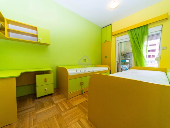 Dvosoban stan 85 m², Krivi Most – Podgorica