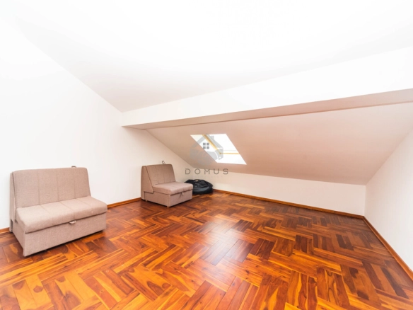 Četvorosoban dupleks stan 175 m², Gorica C – Podgorica