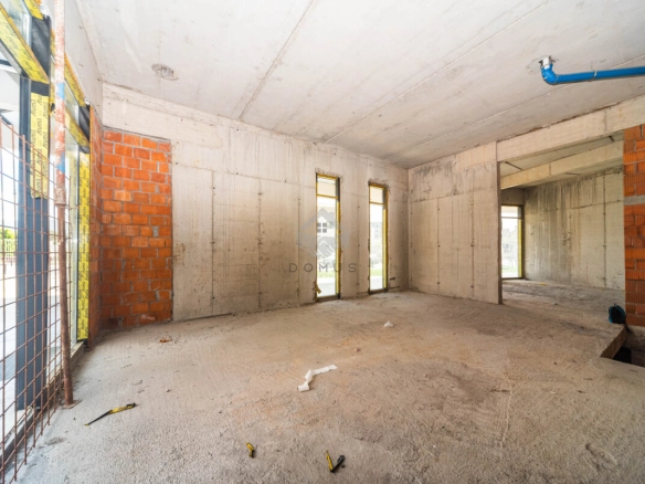 Poslovni prostor 350 m² + 3 garaže, Central Point – Podgorica