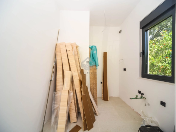 Dvosoban stan 60 m² + parking, Tološi – Podgorica