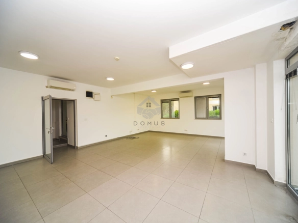 Poslovni prostor 80 m² + 2 parkinga, Zabjelo – Podgorica