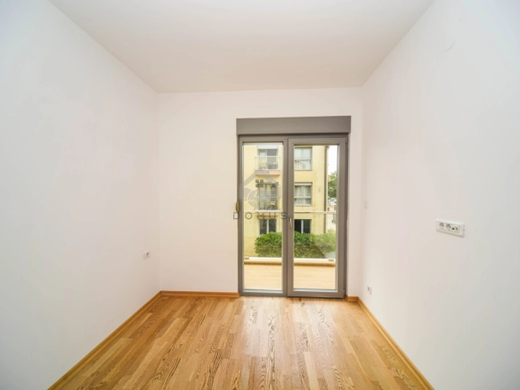 Trosoban stan 77 m² + parking, Zabjelo – Podgorica
