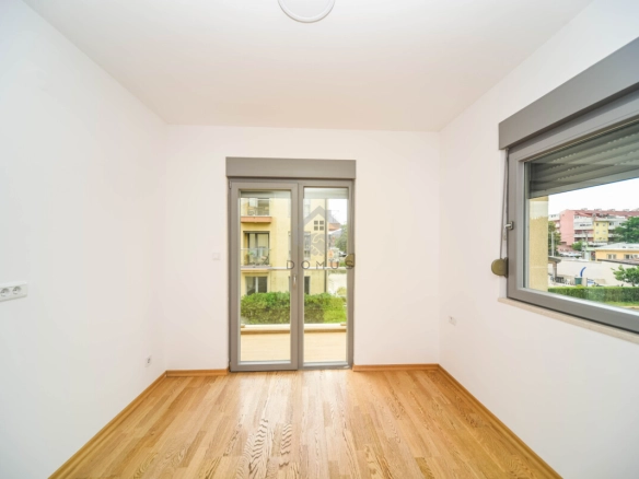 Trosoban stan 77 m² + parking, Zabjelo – Podgorica
