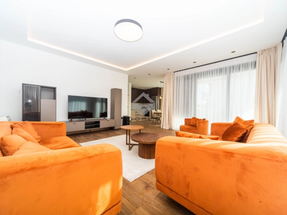 Porodična kuća 225 m² na placu 571 m², Gornja Gorica – Podgorica