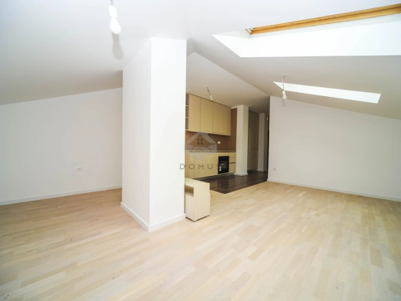 Jednosoban stan 54 m², Tološi – Podgorica