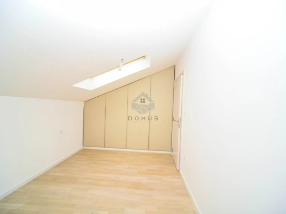 Jednosoban stan 54 m², Tološi – Podgorica