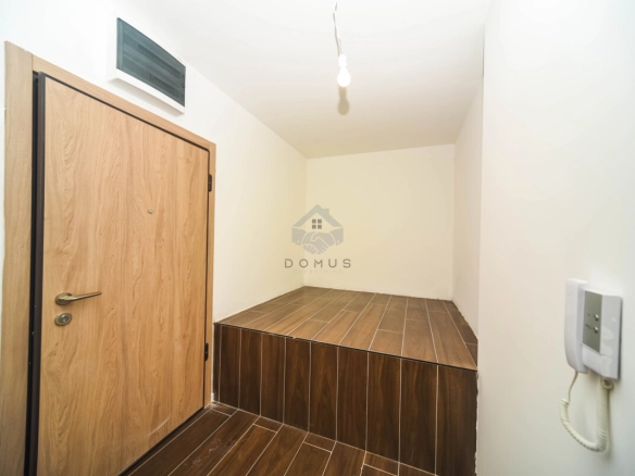 Jednosoban stan 54 m², Tološi – Podgorica