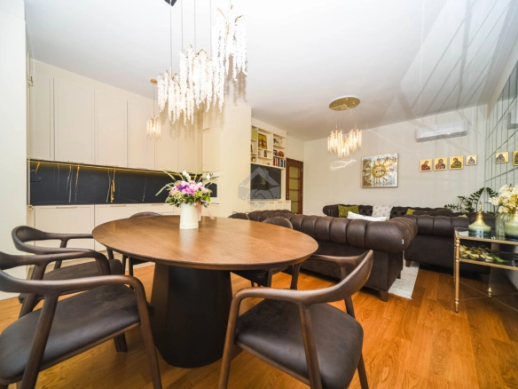 Trosoban luksuzan stan 82 m², Vezirov Most – Podgorica