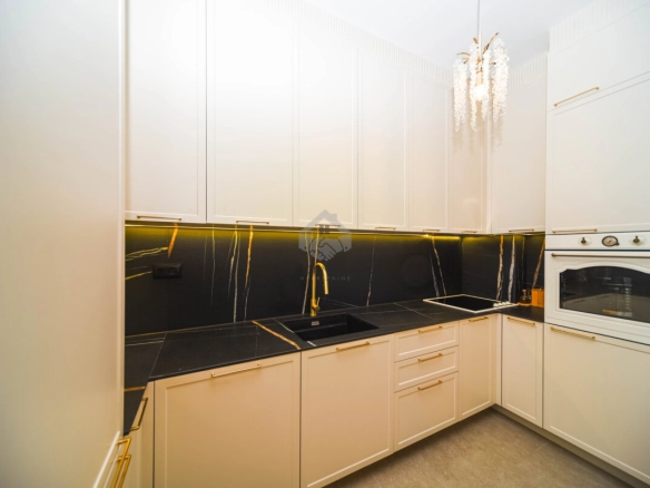 Trosoban luksuzan stan 82 m², Vezirov Most – Podgorica