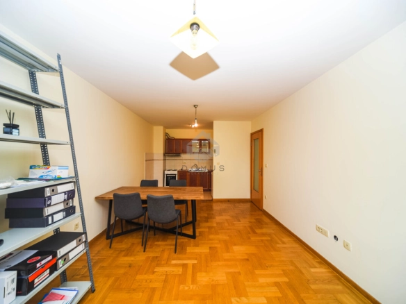 Dvosoban stan 64 m², Stari Aerodrom – Podgorica