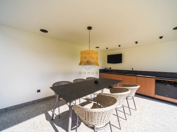 Luksuzna kuća 130 m² + parking, Ibričevina – Podgorica