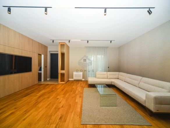 Luksuzna kuća 130 m² + parking, Ibričevina – Podgorica