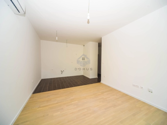 Jednosoban nov stan 45 m² + parking, Tološi – Podgorica