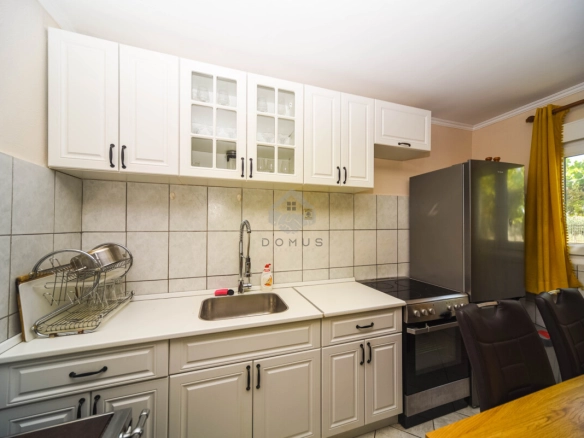 Porodična kuća 102 m² na placu 700 m², Dajbabe – Podgorica