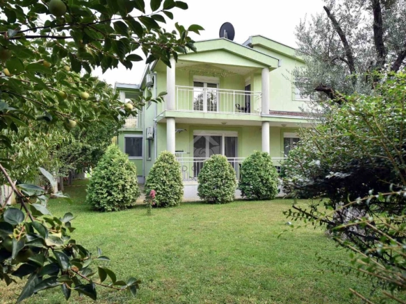 Porodična kuća 175 m² na placu 511 m²