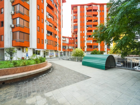 Dvosoban namješten stan 56 m², Tuški Put – Podgorica