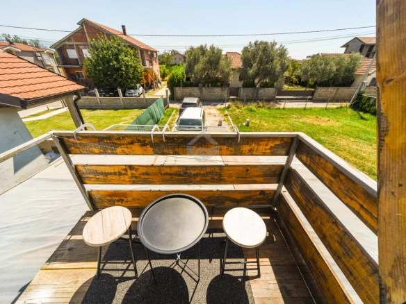 Porodična kuća 50 m² na placu 500 m², Donja Gorica – Podgorica