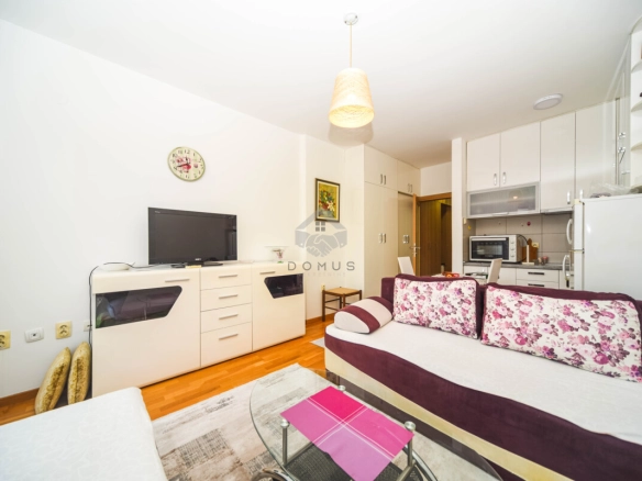 Namještena garsonjera 30 m², Tuški Put – Podgorica