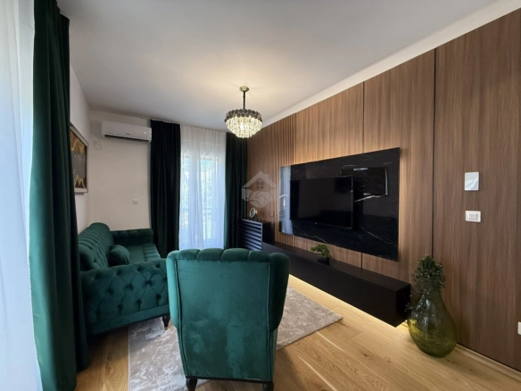 Jednosoban stan 45 m² + parking, Centar – Kolašin