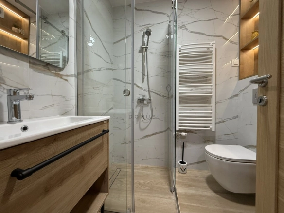 Jednosoban stan 45 m² + parking, Centar – Kolašin