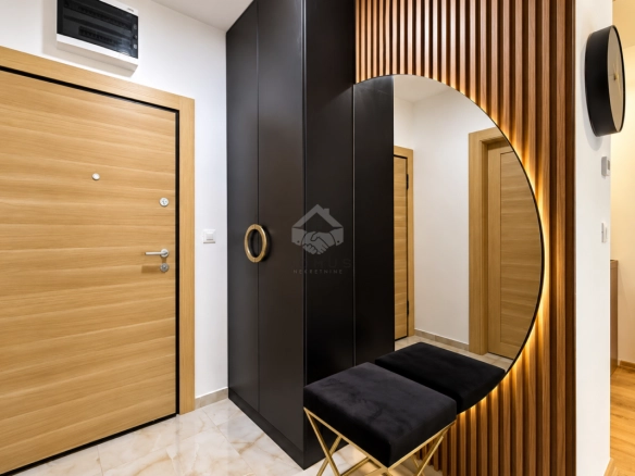 Jednosoban stan 45 m² + parking, Centar – Kolašin