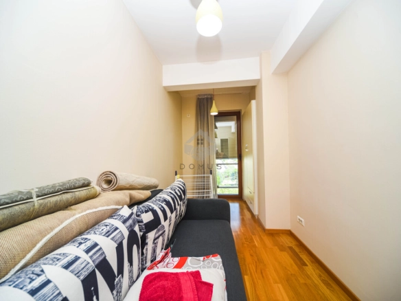 Trosoban stan 95 m² + parking, Preko Morače – Podgorica