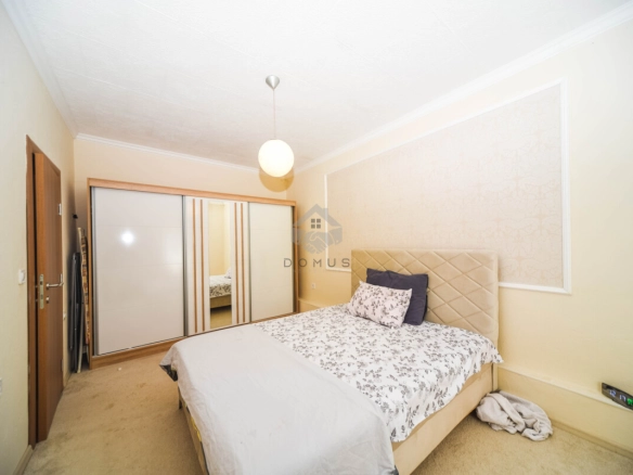 Porodična kuća 100 m² na placu 500 m², Gorica – Podgorica