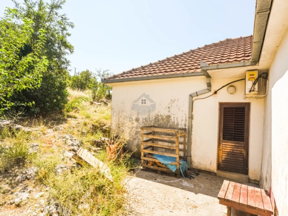 Kuća 120 m² na placu 575 m², Masline – Podgorica