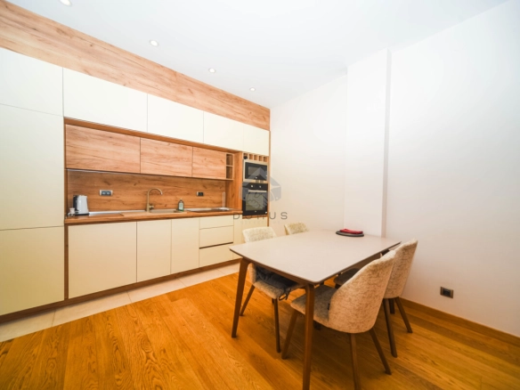 Dvosoban stan 75 m² + garaža, Atlas Capital – Podgorica