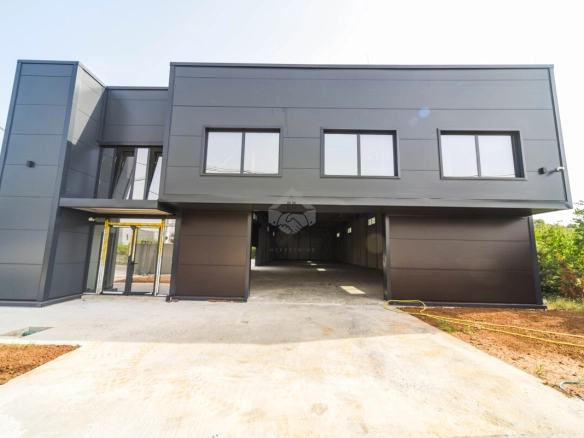 Magacin 525 m² na placu 1.100 m², Donja Gorica – Podgorica