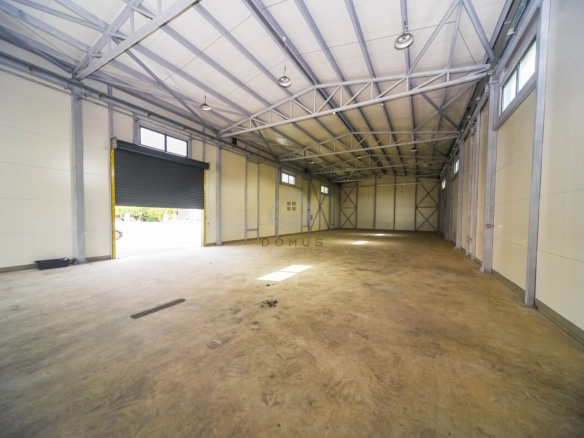 Magacin 525 m² na placu 1.100 m², Donja Gorica – Podgorica