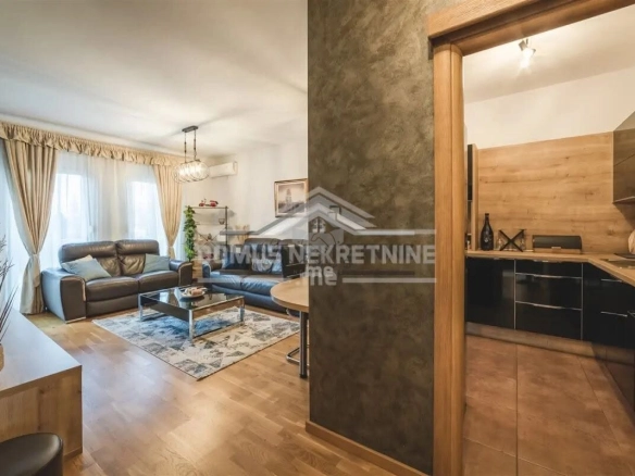 Jednosoban stan 51 m² + 2 garaže, Zagorič – Podgorica