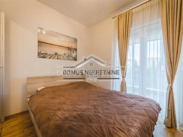 Jednosoban stan 51 m² + 2 garaže, Zagorič – Podgorica