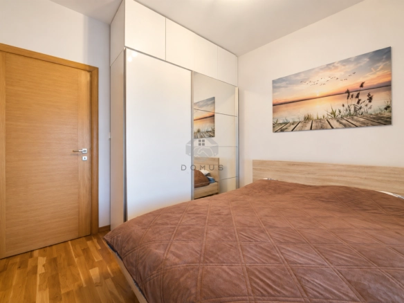 Jednosoban stan 51 m² + 2 garaže, Zagorič – Podgorica