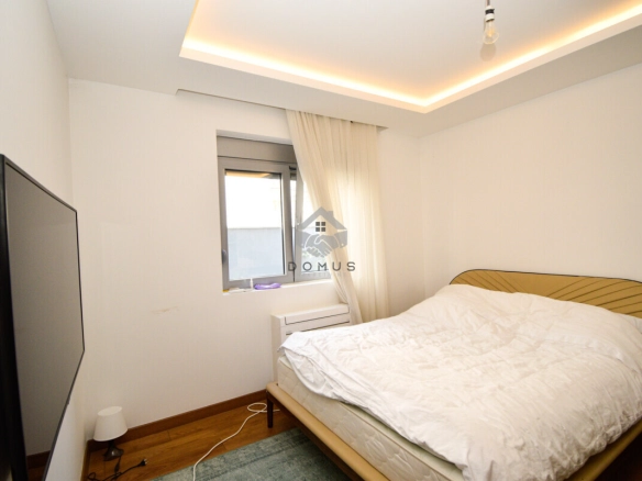Porodična kuća 220 m² na placu 850 m², Gornja Gorica – Podgorica