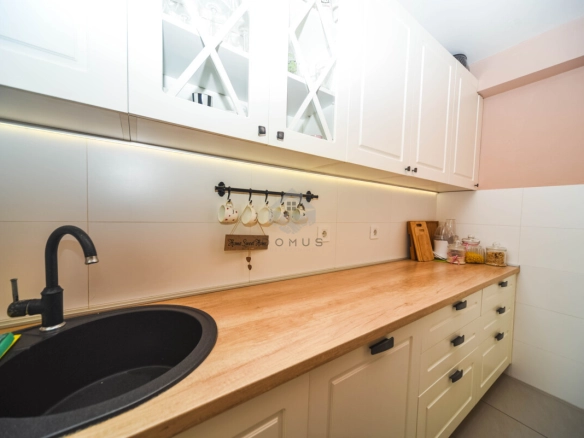 Dvosoban stan 68 m² + garaža, Stari Aerodrom – Podgorica