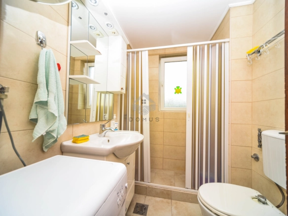 Dvosoban namješten stan 76 m², Stari Aerodrom – Podgorica